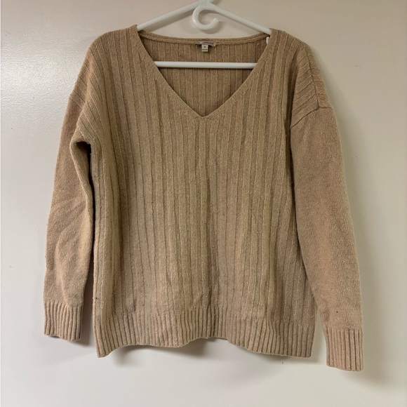 GAP wool blend sweater size medium - Picture 1 of 4